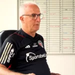 "Questão de minutos", Dorival revela contato do Corinthians após acerto com o São Paulo em 2023