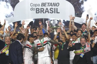 São Paulo coloca série histórica da Copa do Brasil à venda e revolta a torcida