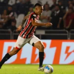 Mesmo sem lesão detectada, Nestor deve desfalcar o São Paulo contra o Criciúma