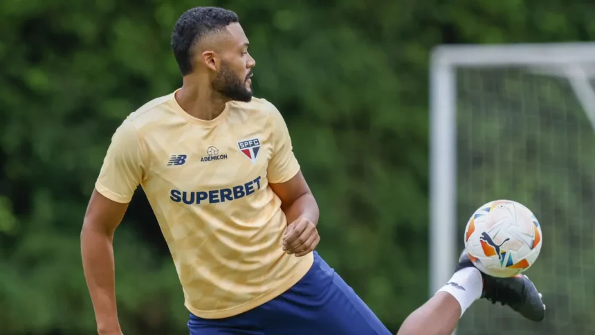 São Paulo anuncia a prorrogação de contrato do zagueiro Sabino